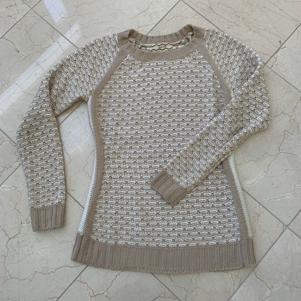 Women's Beige Knit Sweater size M $12